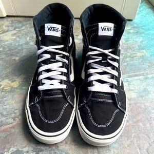Vans Women’s Hi-Tops- Size 8.5